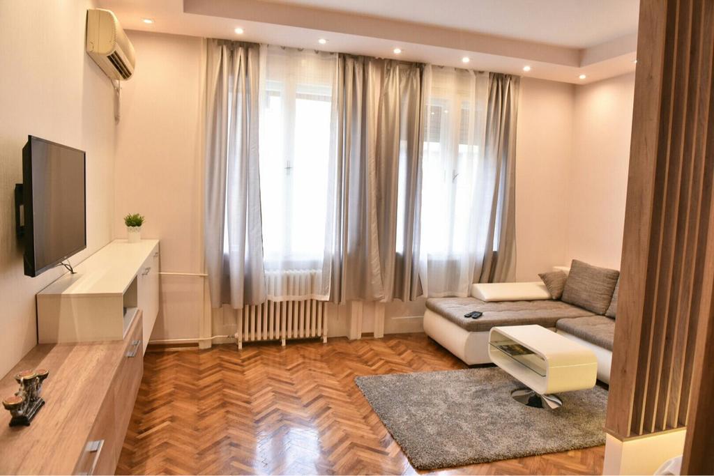 Bojan Central Apartment Novi Sad Exterior photo